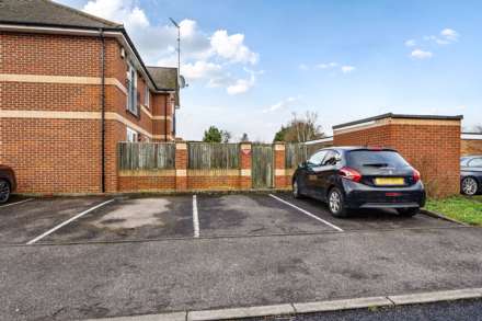 Cavendish Court, Emmer Green, Image 12