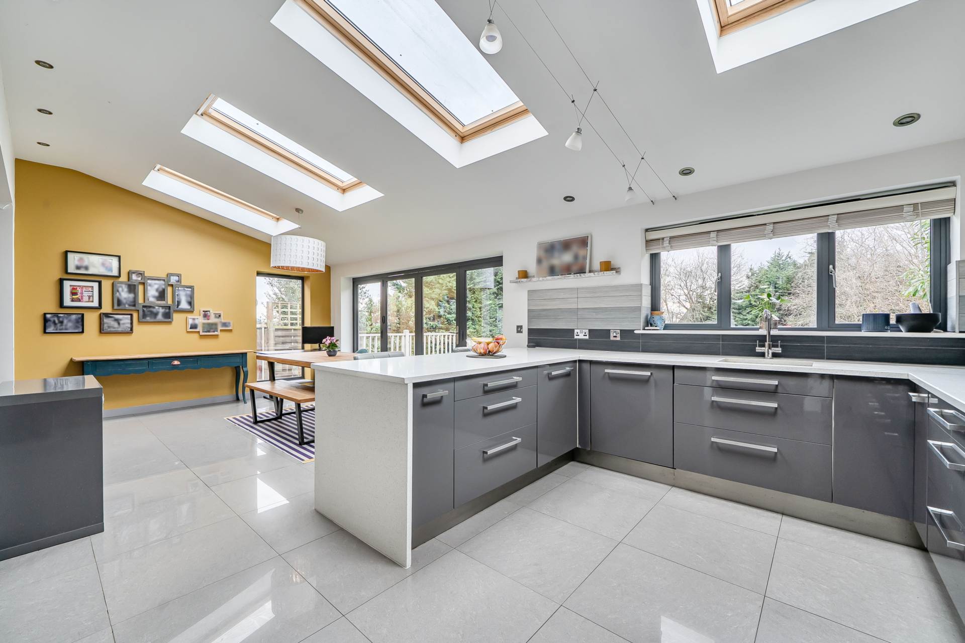 The Horse Close, Reading, Image 3