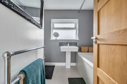 The Horse Close, Reading, Image 19