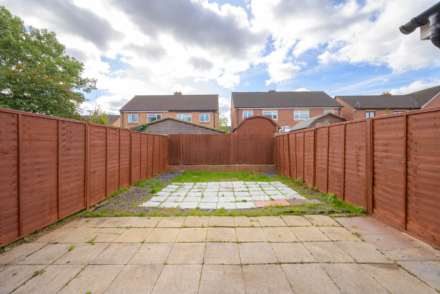 Ian Mikardo Way, Caversham, Image 15