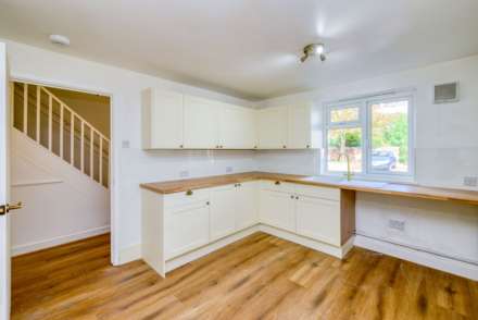 Ian Mikardo Way, Caversham, Image 5