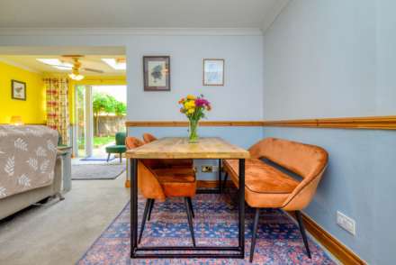 Oakfields Close, Ecchinswell, Image 6