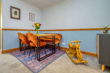 Oakfields Close, Ecchinswell, Image 7