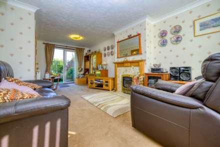 Usk Road, Tilehurst, Image 3