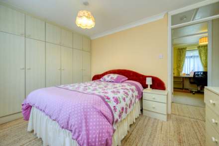 Poveys Mead, Kingsclere, Image 13