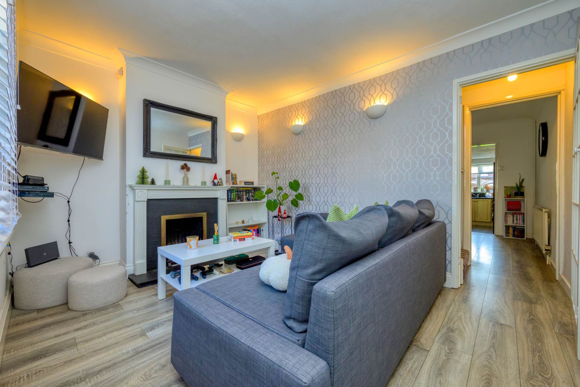 Gosbrook Road, Caversham, Image 2