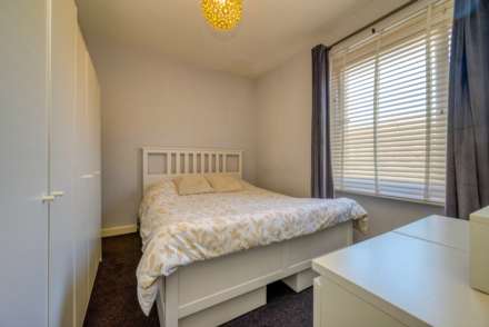 Gosbrook Road, Caversham, Image 11