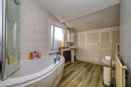 Gosbrook Road, Caversham, Image 14