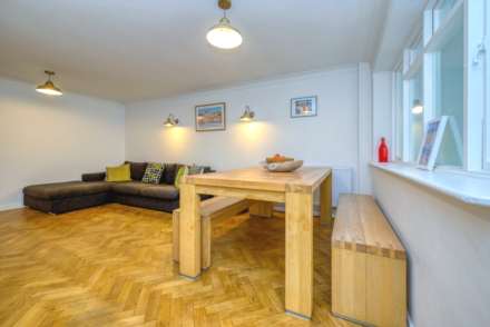 Hemdean Road, Caversham, Image 5