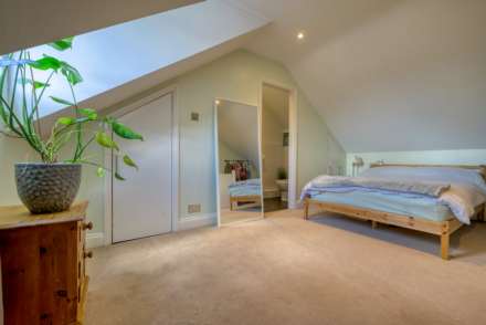 Hemdean Road, Caversham, Image 4