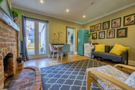 Hemdean Road, Caversham, Image 6