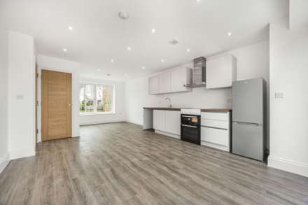 Forge Close, Caversham, Image 2