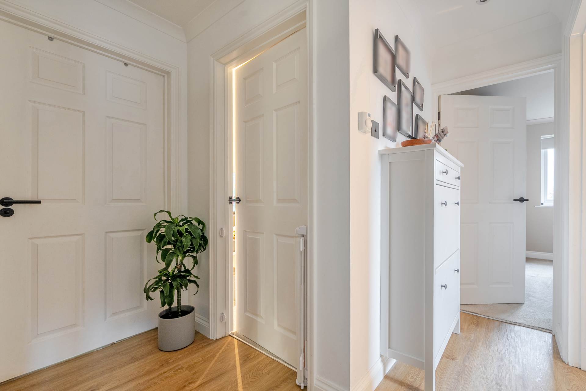 Lowfield Road, Caversham Park, Image 11