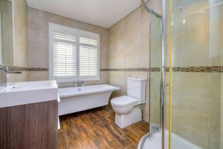 Henley Road, Caversham, Image 19