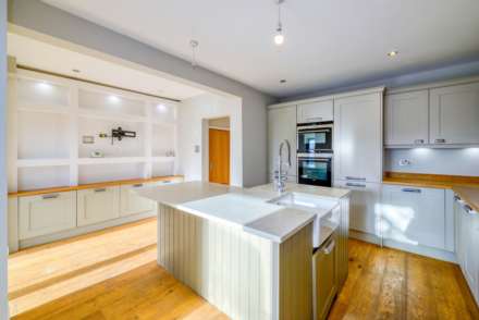 Henley Road, Caversham, Image 2