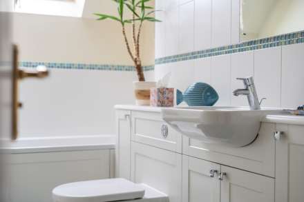 Highdown Hill Road, Reading, Image 26