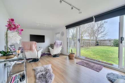 Highdown Hill Road, Reading, Image 31