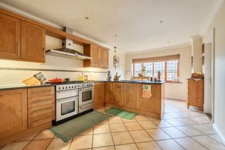 Highdown Hill Road, Reading, Image 6