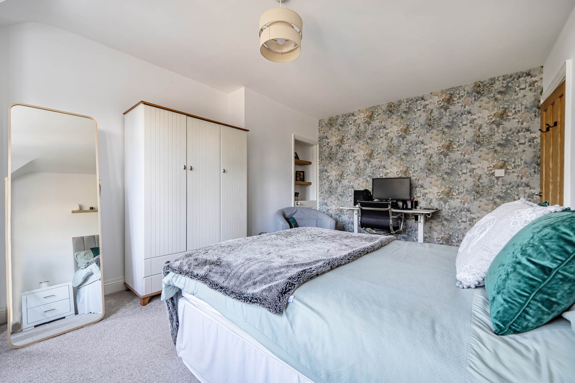 Peppard Road, Emmer Green, Image 16