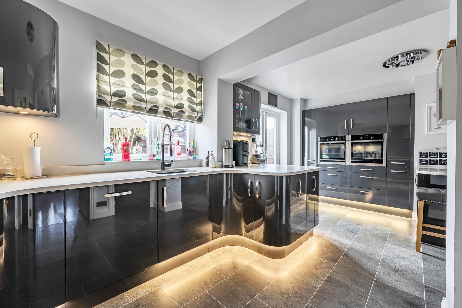 Peppard Road, Emmer Green, Image 9