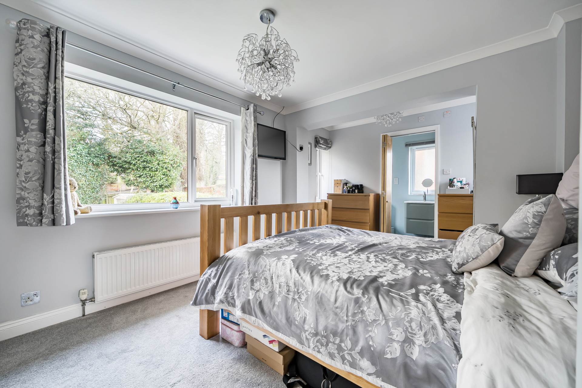 Cedarwood Crescent, Caversham, Image 10