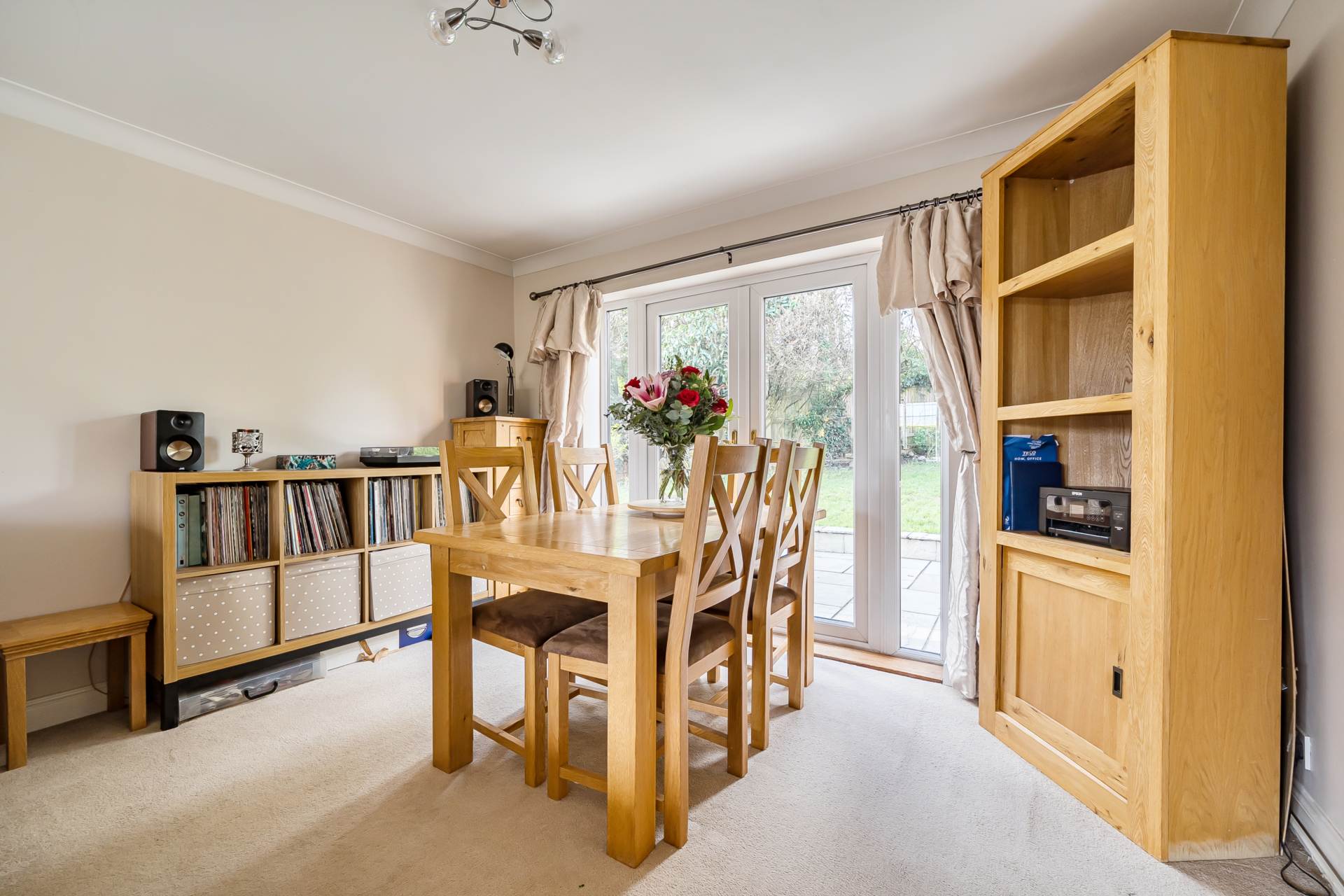 Cedarwood Crescent, Caversham, Image 4