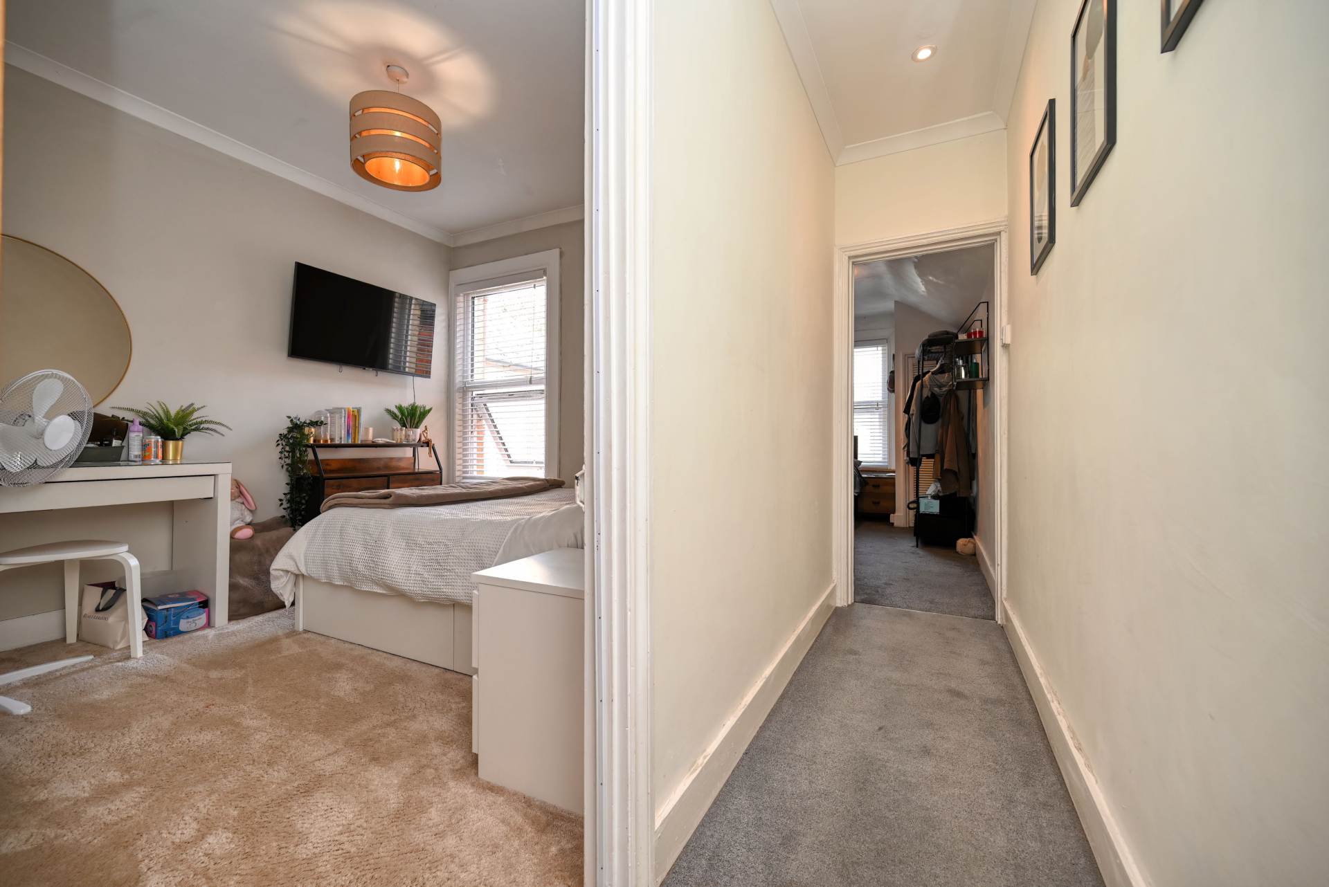 Queens Road, Caversham, Image 13