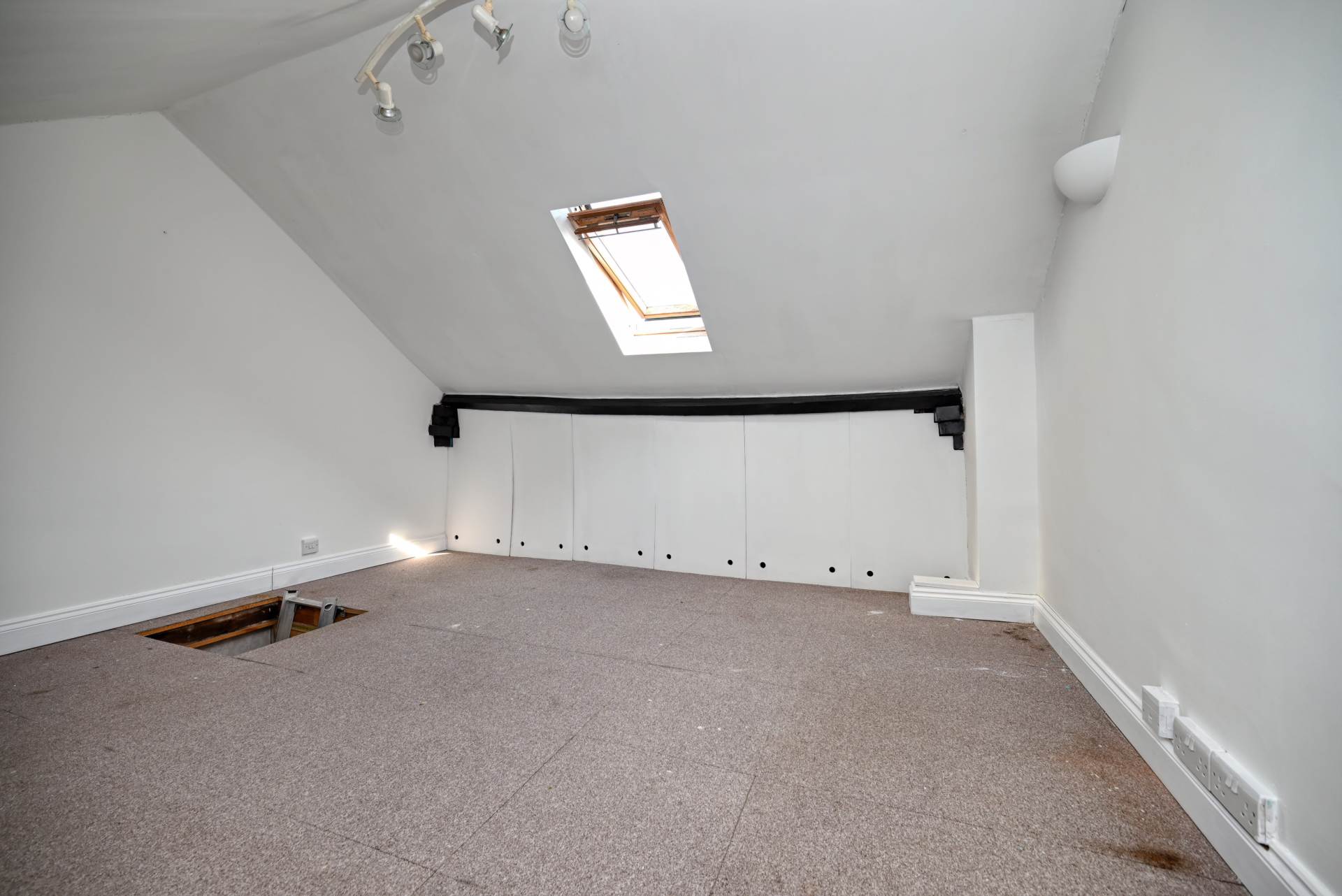 Queens Road, Caversham, Image 16