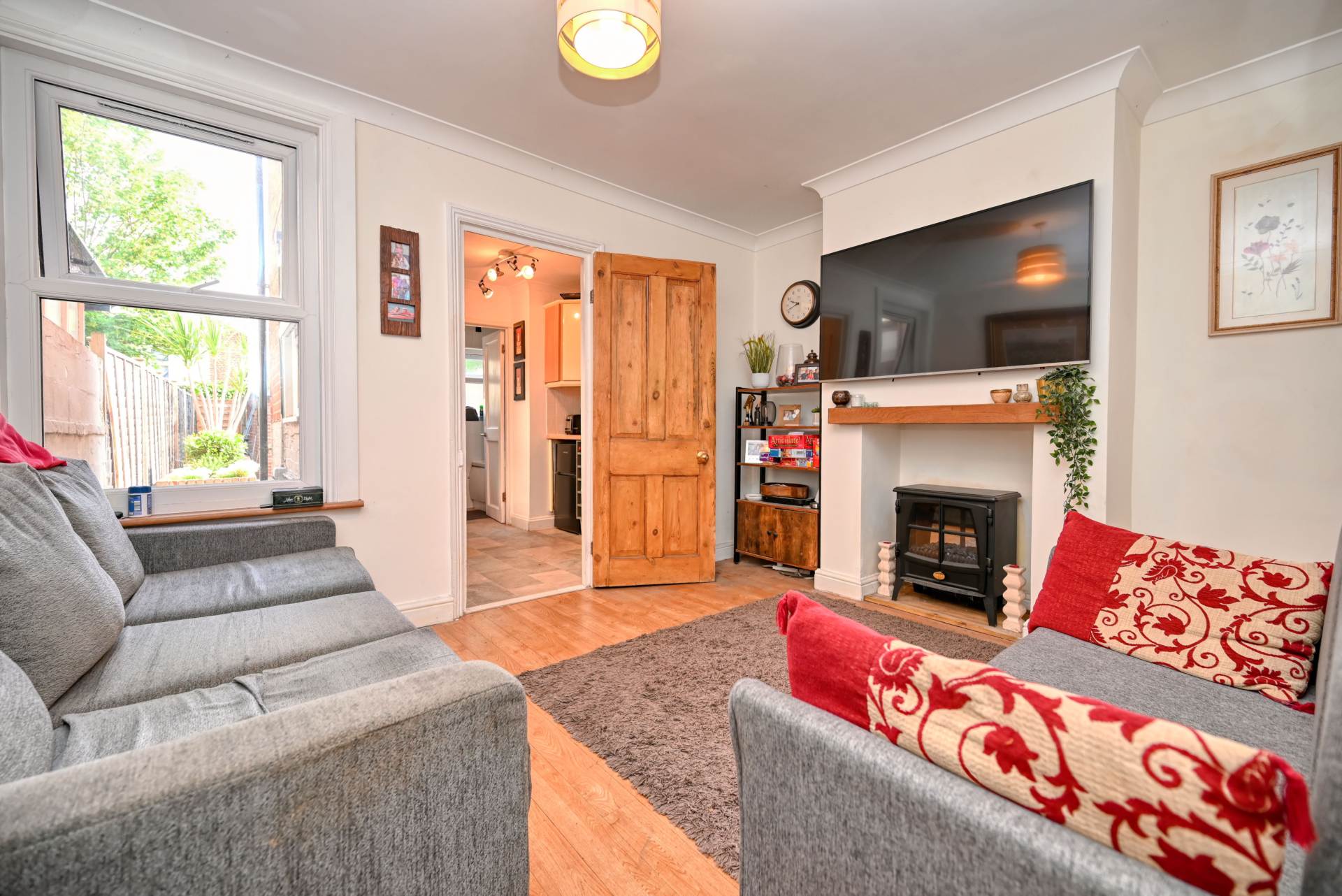 Queens Road, Caversham, Image 2
