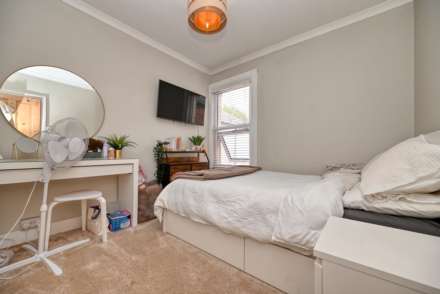 Queens Road, Caversham, Image 4