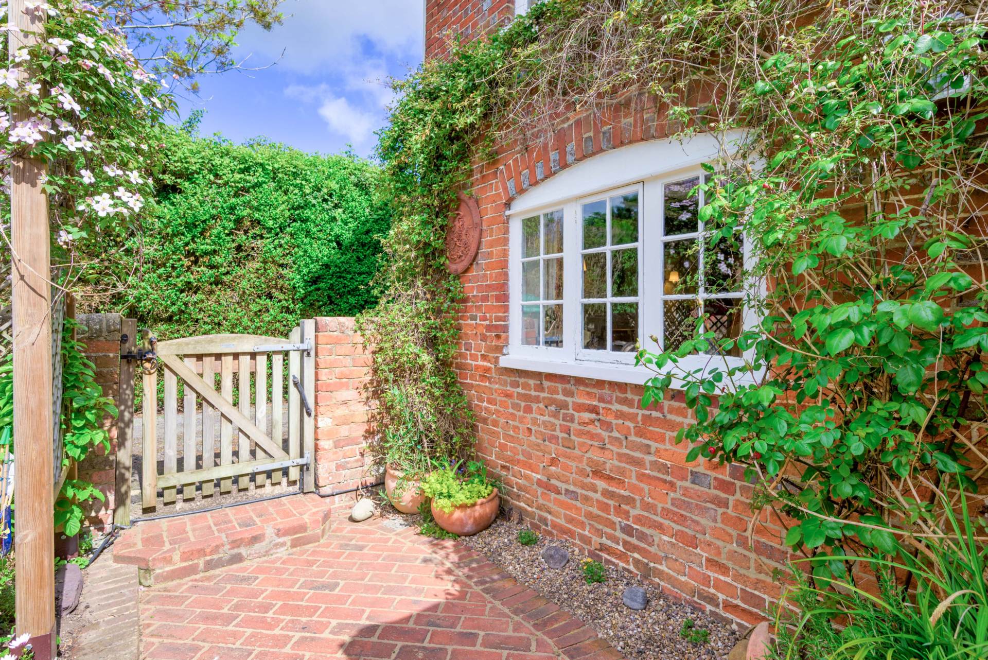 The Cottage, Emmer Green, Image 31