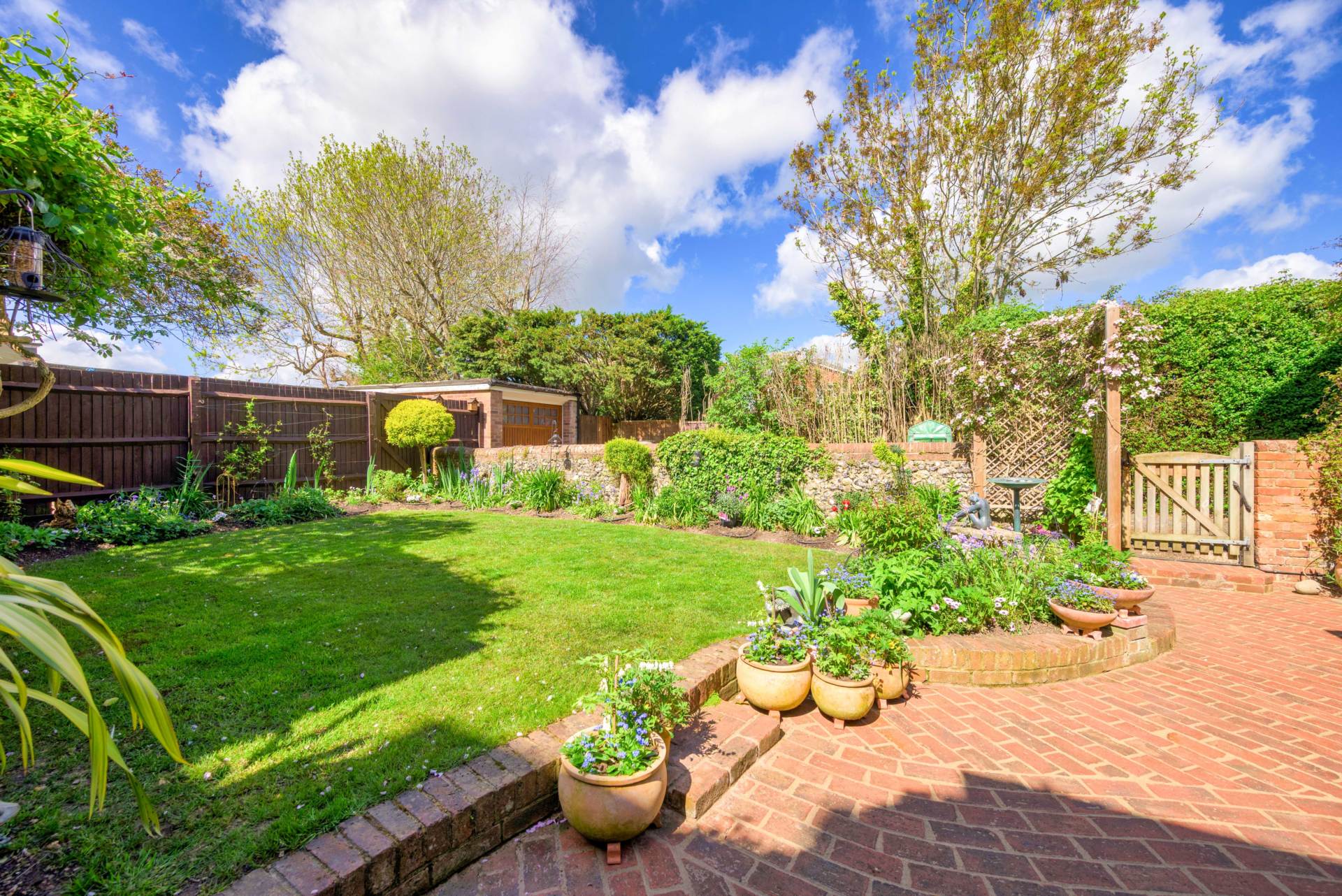 The Cottage, Emmer Green, Image 4