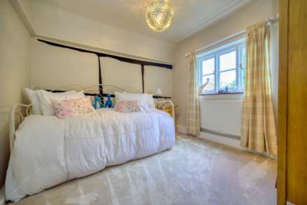 The Cottage, Emmer Green, Image 21