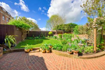 The Cottage, Emmer Green, Image 27