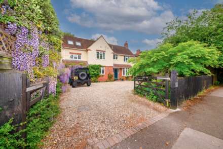 Kidmore Road, Caversham Heights, Image 1