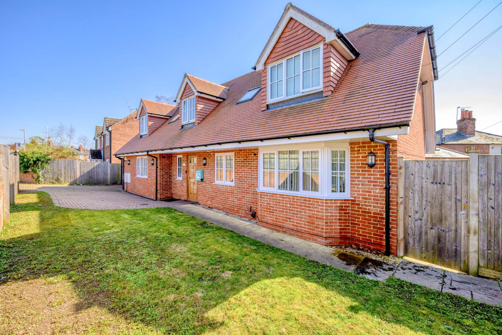 Grove Road, Emmer Green, Image 1