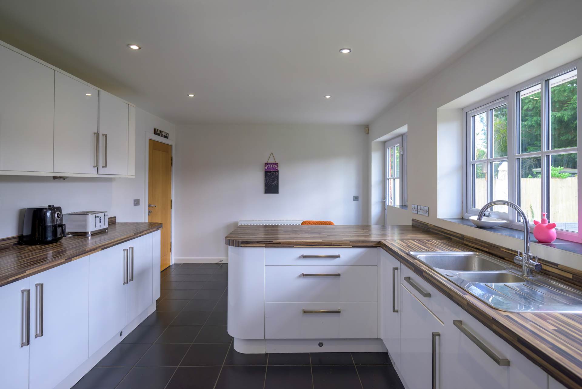 Grove Road, Emmer Green, Image 11