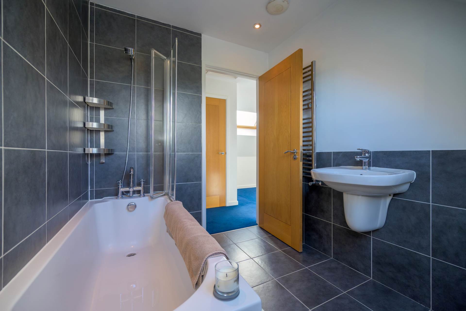 Grove Road, Emmer Green, Image 19