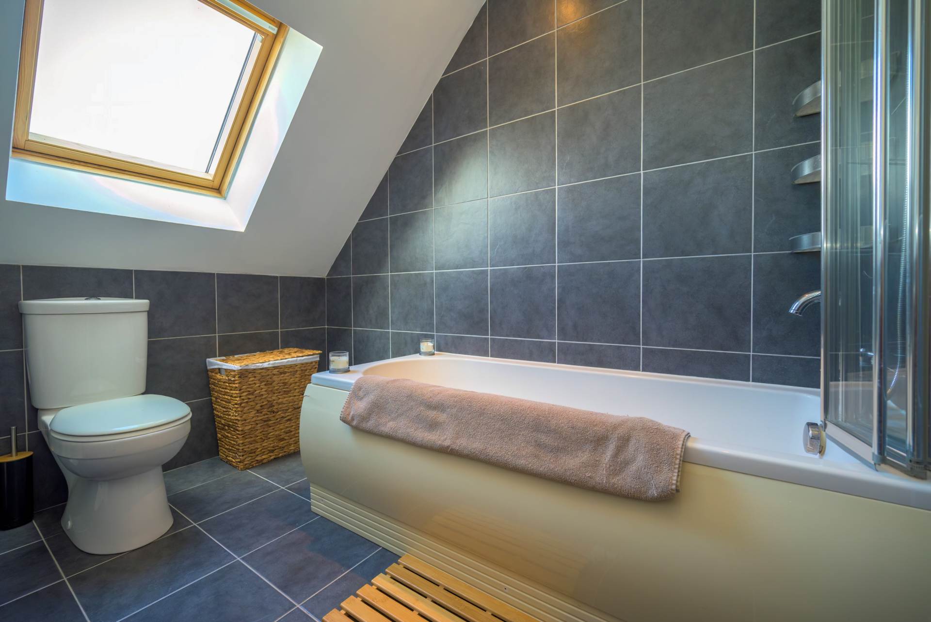 Grove Road, Emmer Green, Image 20