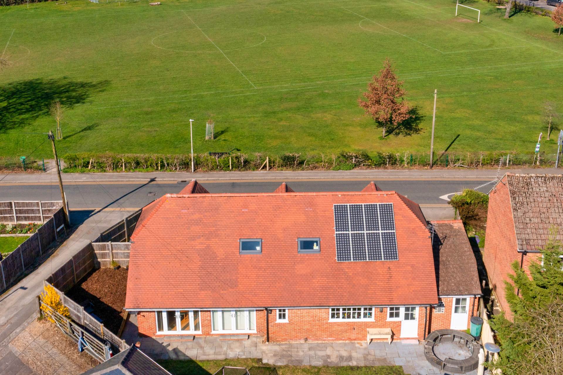 Grove Road, Emmer Green, Image 23