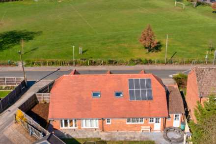 Grove Road, Emmer Green, Image 23