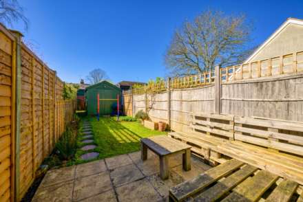 Kidmore End, Emmer Green, Image 5