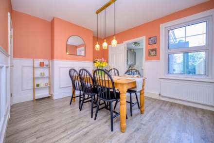 Briants Avenue, Caversham, Image 7