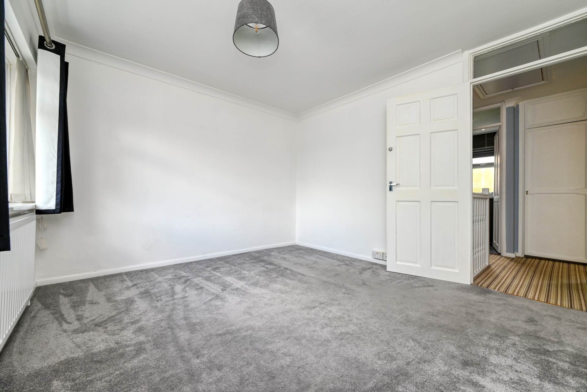 Talbot Close, Caversham, Image 17