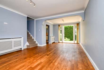 Talbot Close, Caversham, Image 2