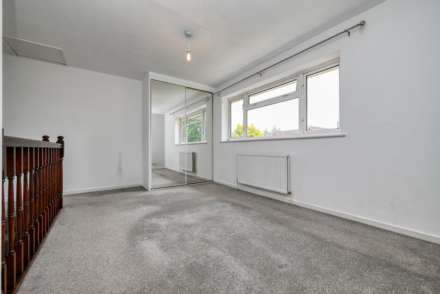 Talbot Close, Caversham, Image 24