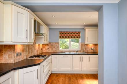 Talbot Close, Caversham, Image 9