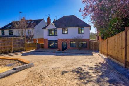 Henley Road, Caversham