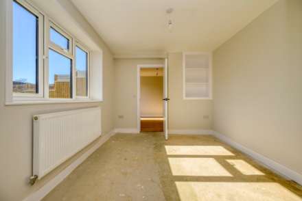 Henley Road, Caversham, Image 15