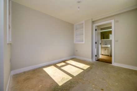 Henley Road, Caversham, Image 17